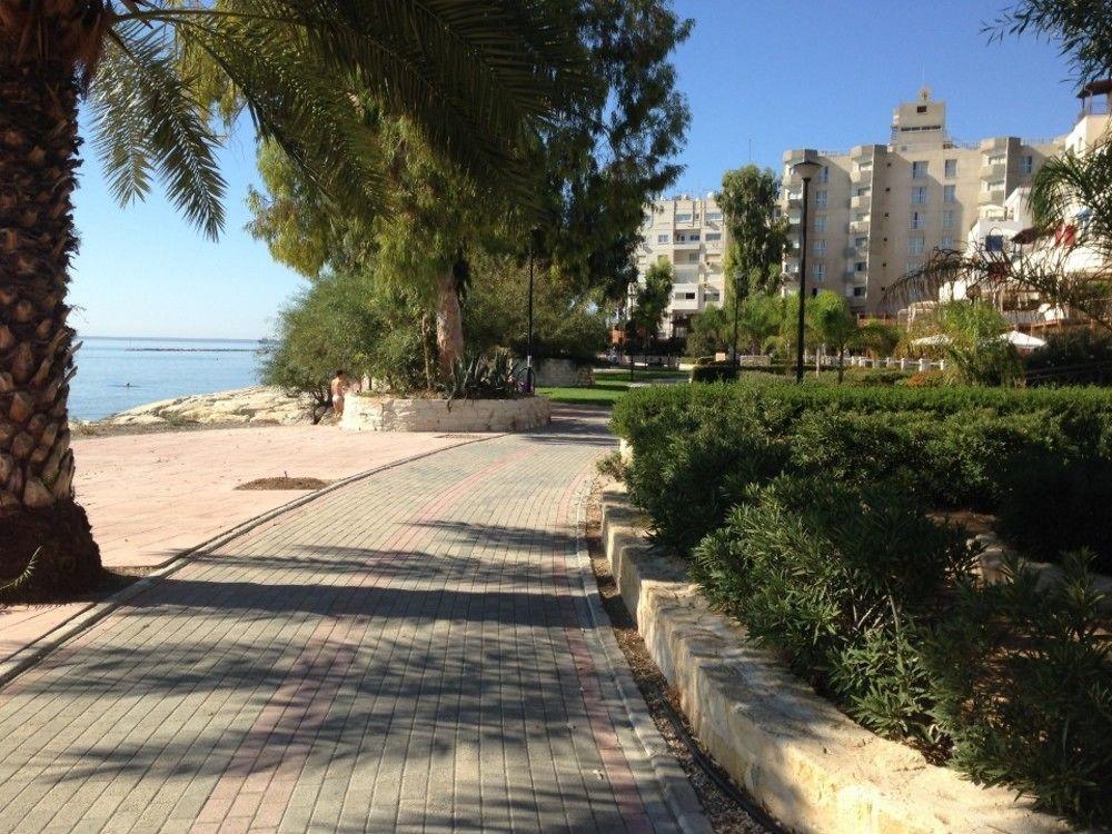 Darlex Apartments Galatex Beach Center Limassol Exterior foto