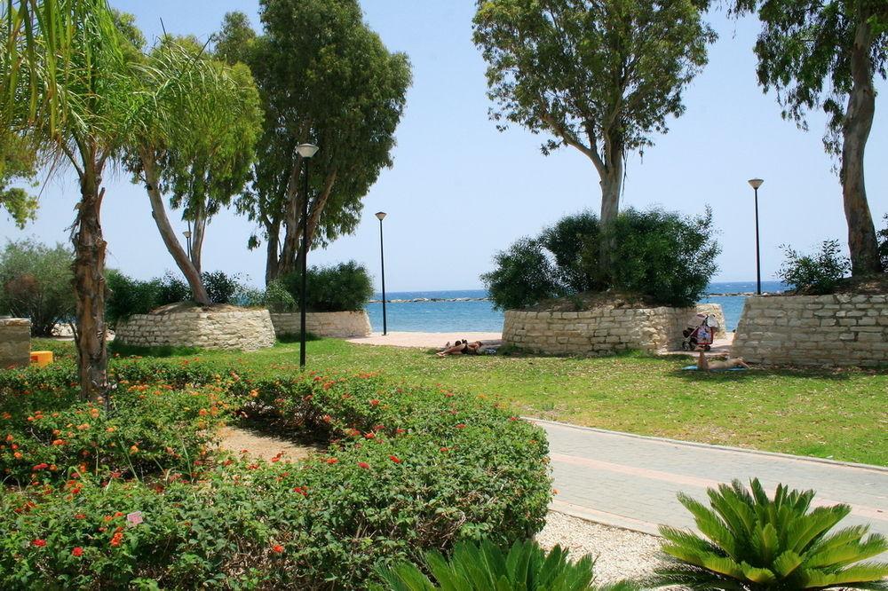 Darlex Apartments Galatex Beach Center Limassol Exterior foto